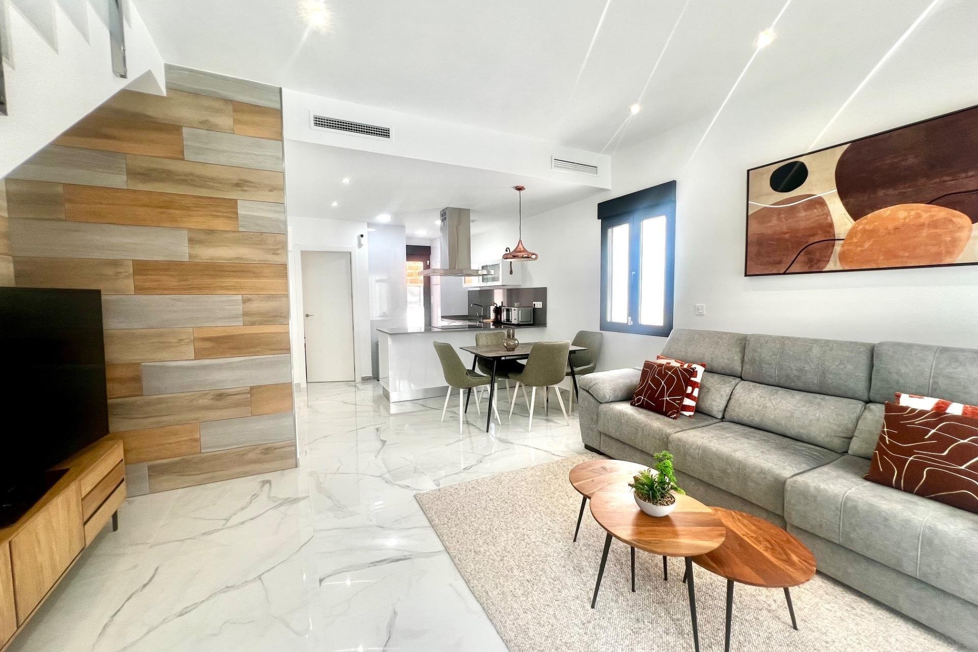 Revente - Villa -
Torrevieja - La Siesta - El Salado - Torreta