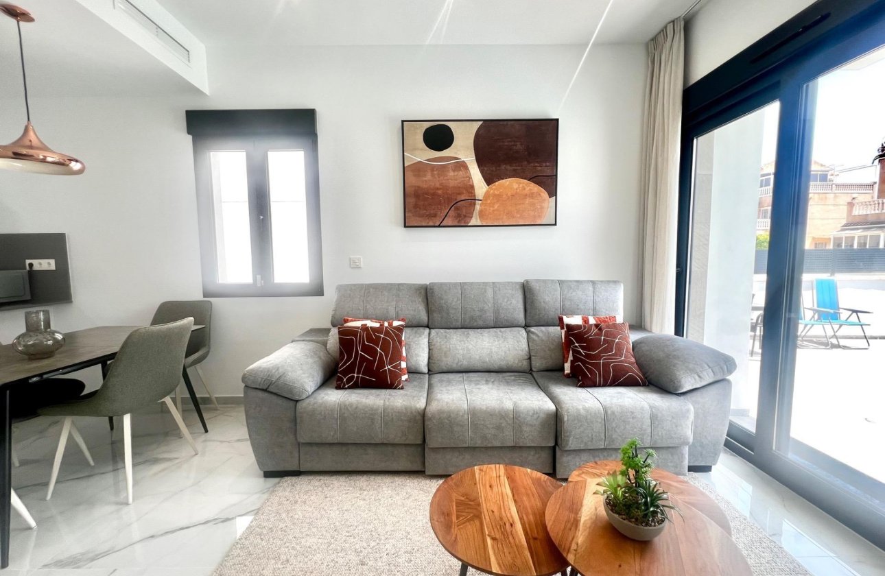 Revente - Villa -
Torrevieja - La Siesta - El Salado - Torreta