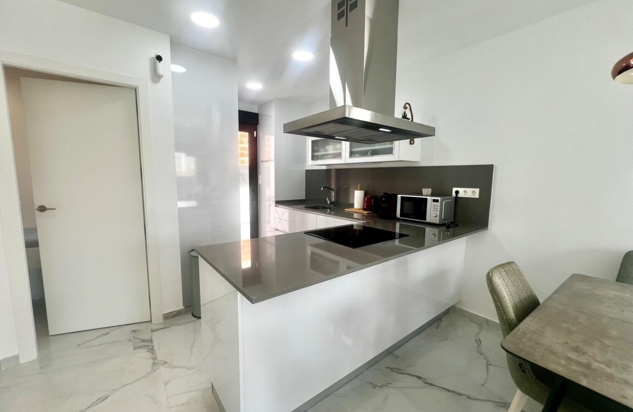 Revente - Villa -
Torrevieja - La Siesta - El Salado - Torreta