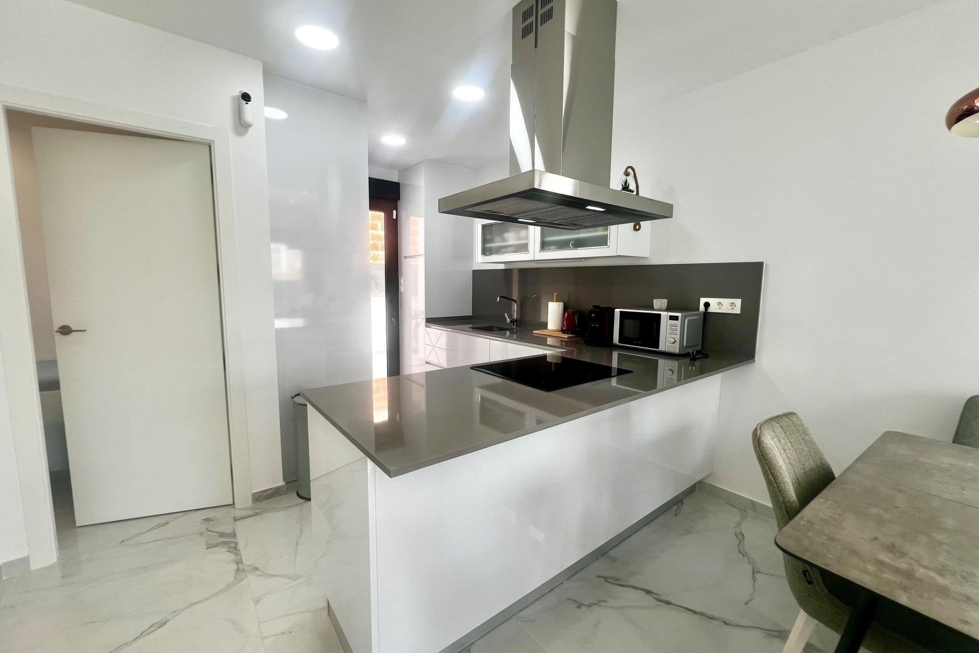 Revente - Villa -
Torrevieja - La Siesta - El Salado - Torreta