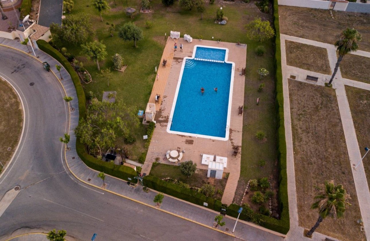 Revente - Villa -
Torrevieja - La Siesta - El Salado - Torreta