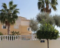 Revente - Villa -
Torrevieja - La Siesta - El Salado - Torreta