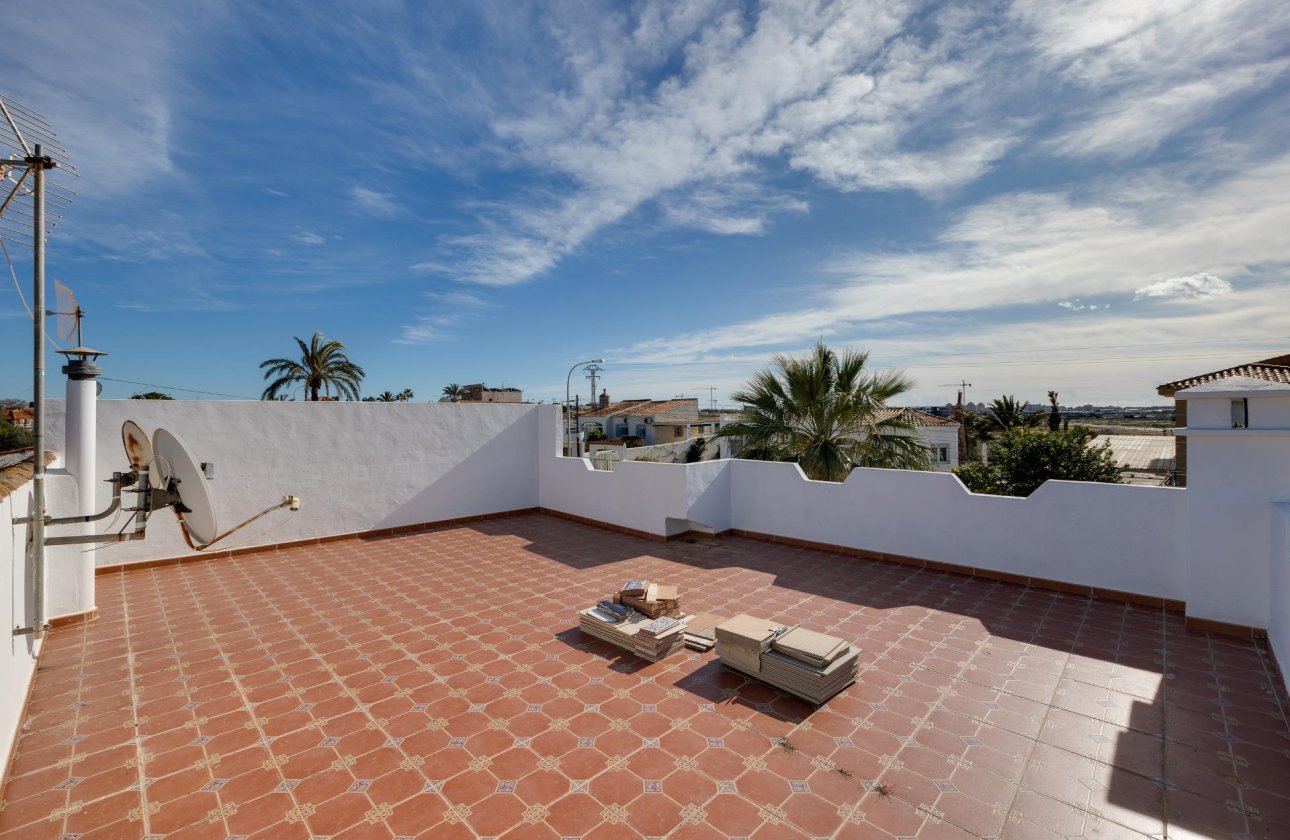 Revente - Villa -
Torrevieja - La Siesta - El Salado - Torreta