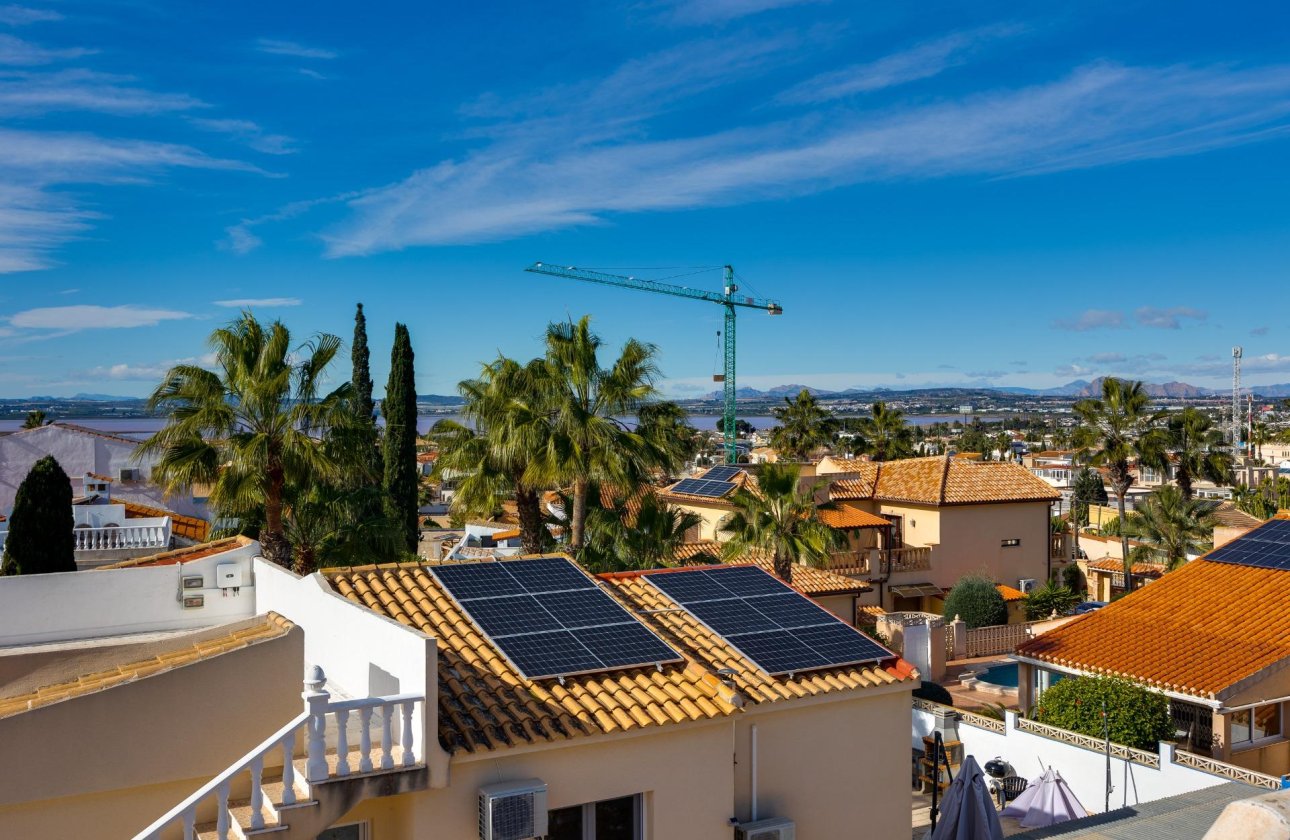 Revente - Villa -
Torrevieja - La Siesta - El Salado - Torreta