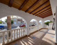 Revente - Villa -
Torrevieja - La Siesta - El Salado - Torreta