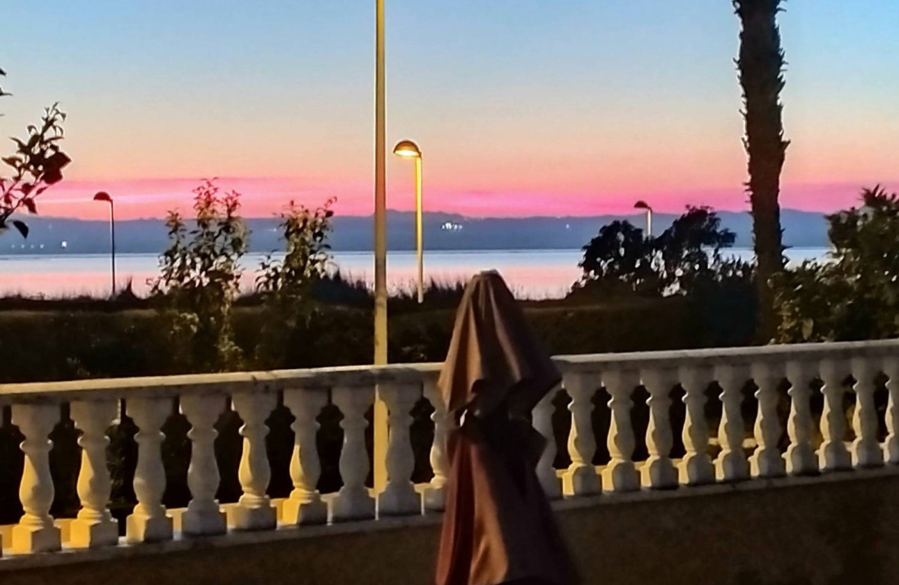 Revente - Villa -
Torrevieja - La Siesta - El Salado - Torreta