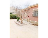 Revente - Villa -
Torrevieja - La Siesta - El Salado - Torreta