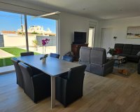 Revente - Villa -
Torrevieja - La Siesta - El Salado - Torreta