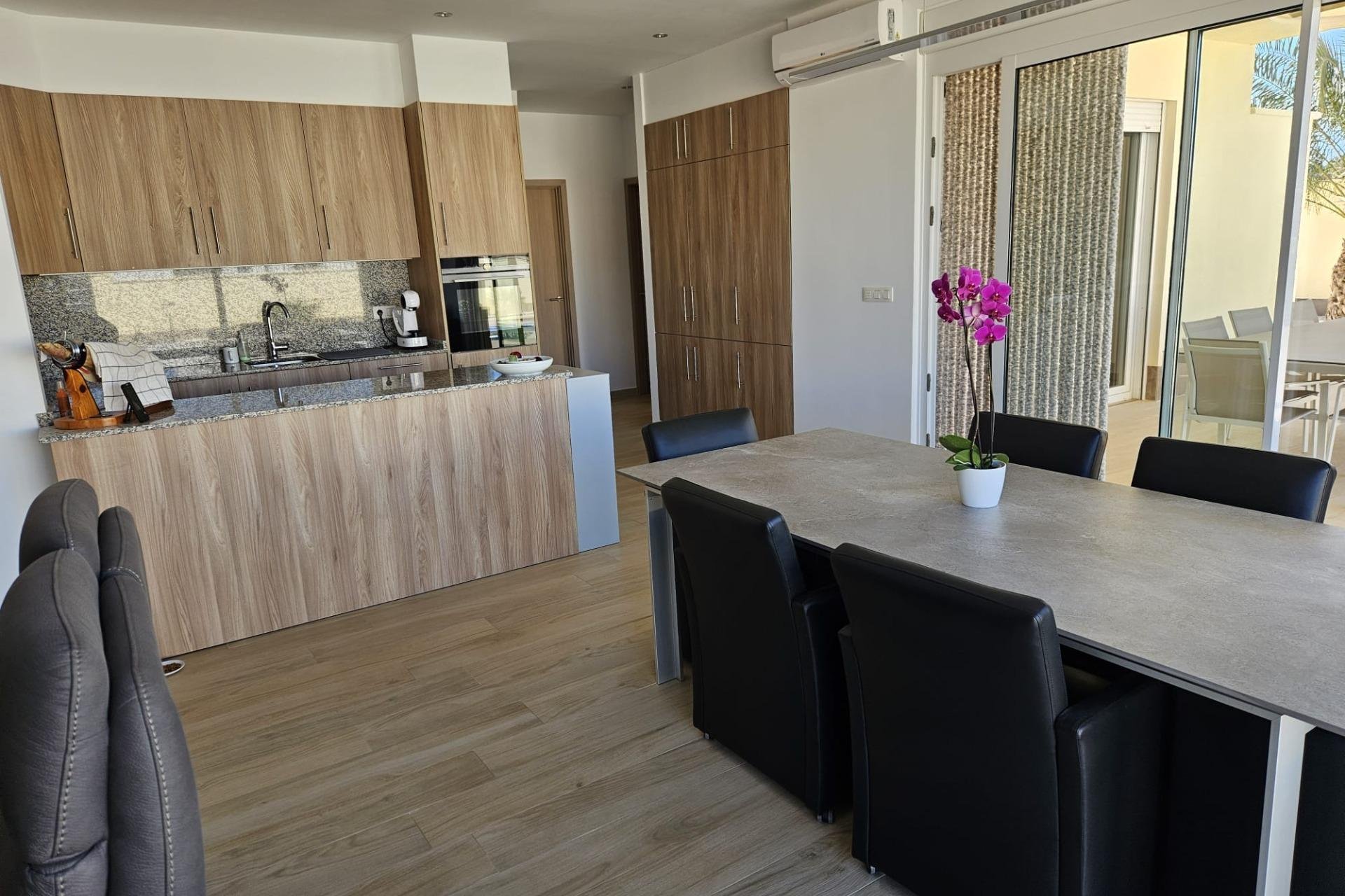 Revente - Villa -
Torrevieja - La Siesta - El Salado - Torreta