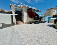Revente - Villa -
Torrevieja - La Siesta - El Salado - Torreta