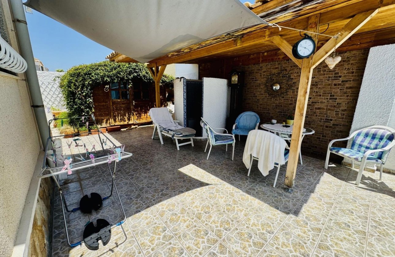 Revente - Villa -
Torrevieja - La Siesta - El Salado - Torreta