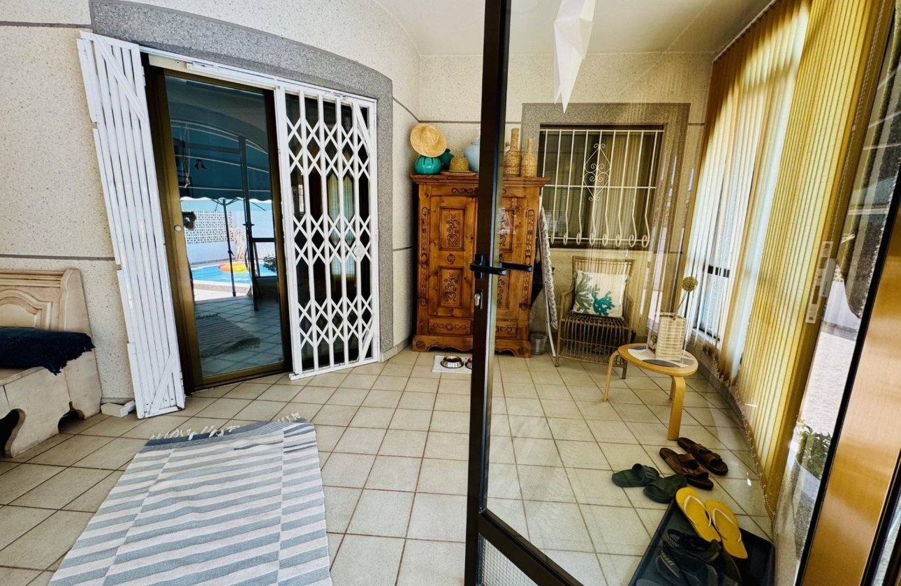 Revente - Villa -
Torrevieja - La Siesta - El Salado - Torreta