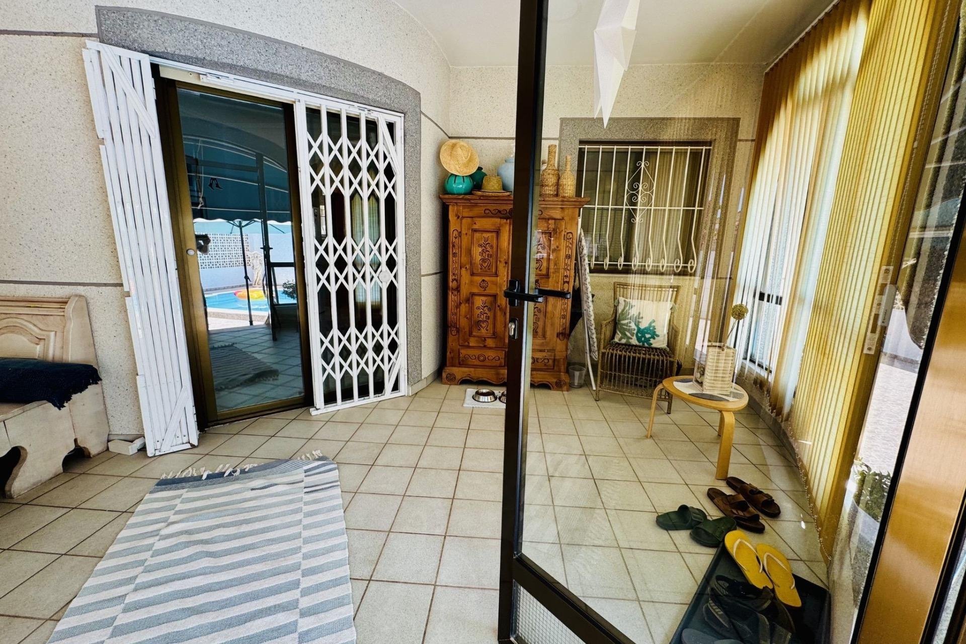 Revente - Villa -
Torrevieja - La Siesta - El Salado - Torreta