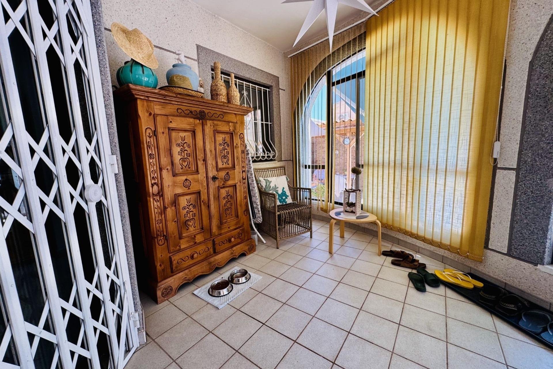 Revente - Villa -
Torrevieja - La Siesta - El Salado - Torreta