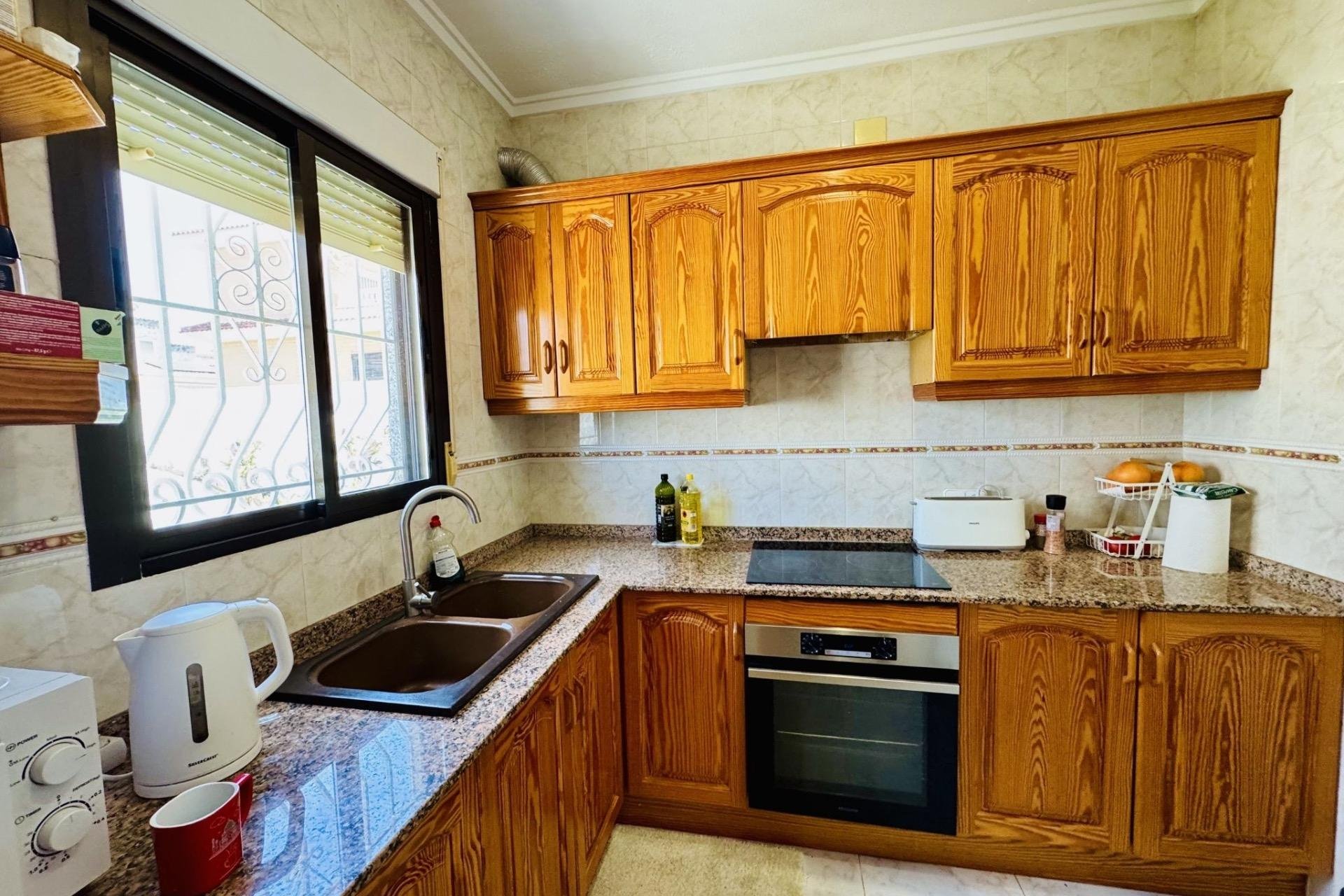 Revente - Villa -
Torrevieja - La Siesta - El Salado - Torreta
