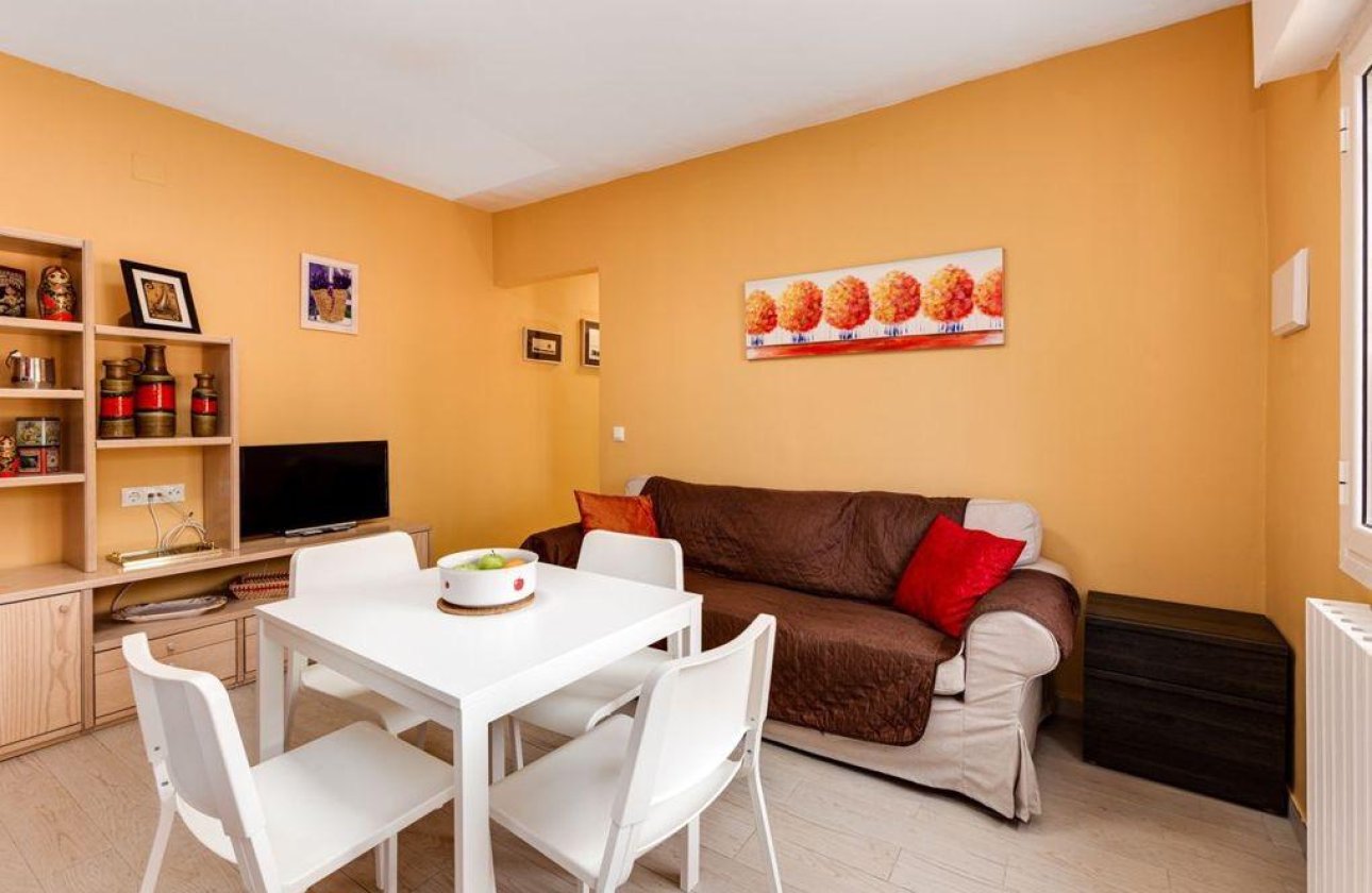 Revente - Villa -
Torrevieja - La Siesta - El Salado - Torreta