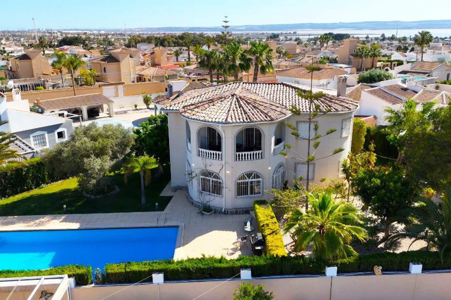 Revente - Villa -
Torrevieja - La Siesta