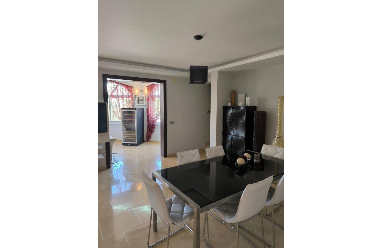Revente - Villa -
Torrevieja - La Siesta