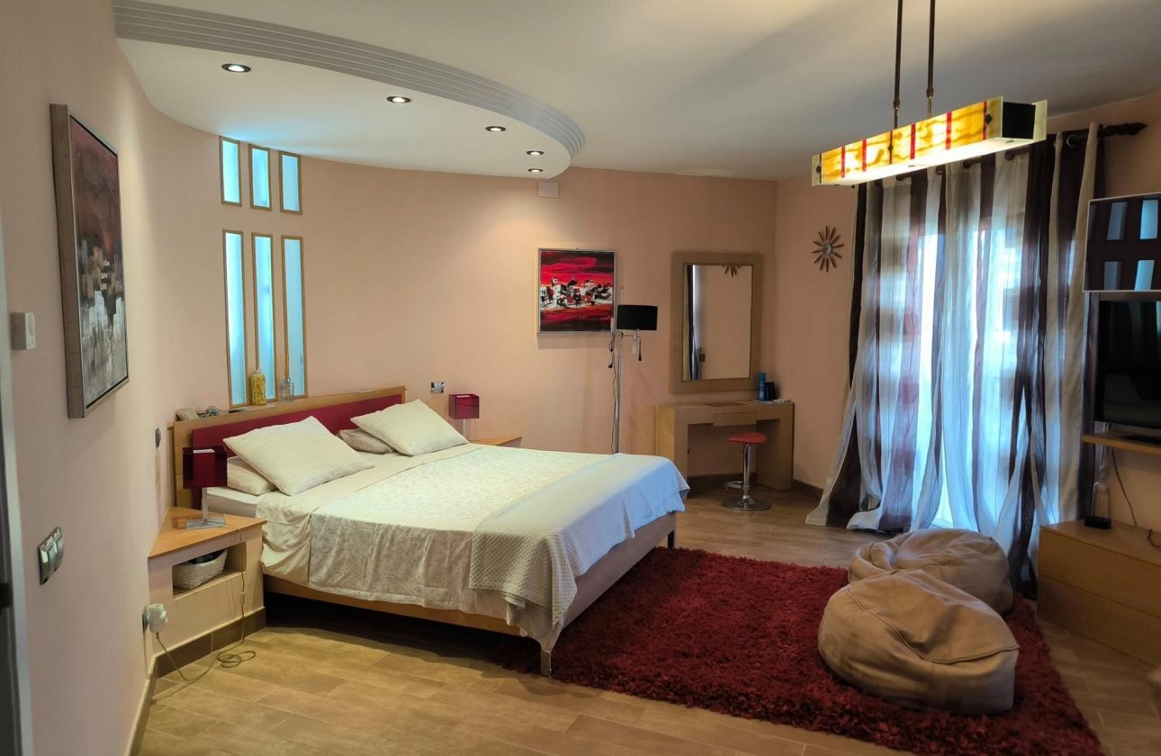 Revente - Villa -
Torrevieja - La Siesta