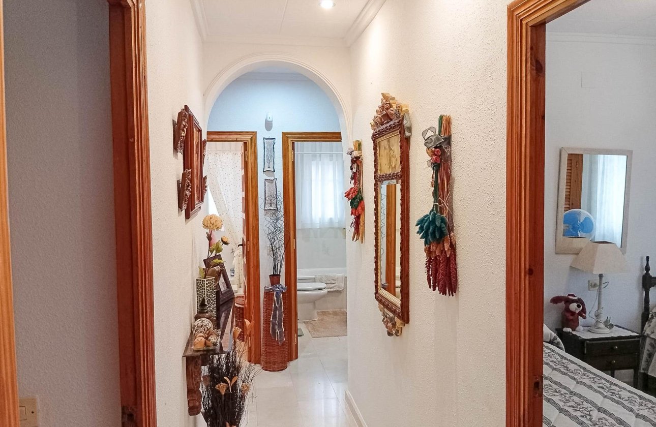 Revente - Villa -
Torrevieja - La Siesta