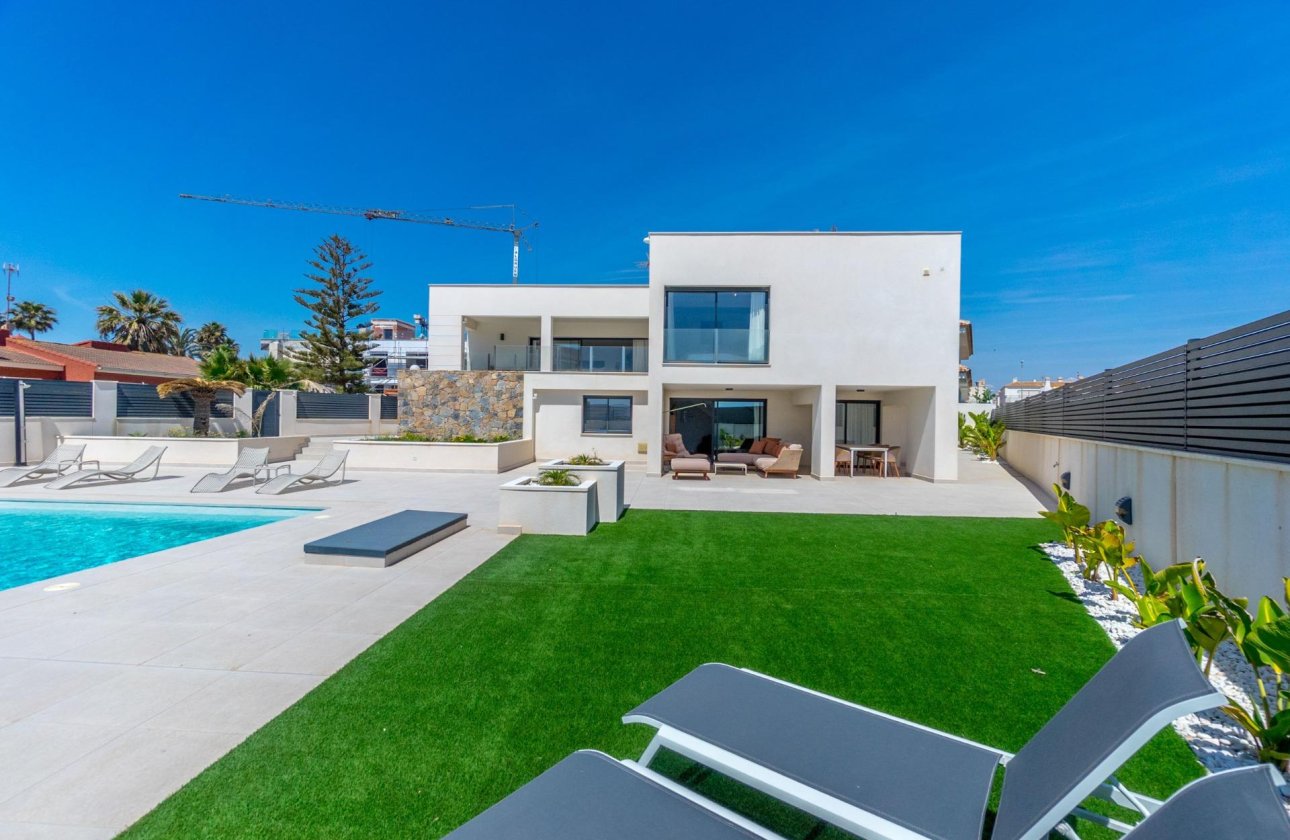 Revente - Villa -
Torrevieja - La Veleta