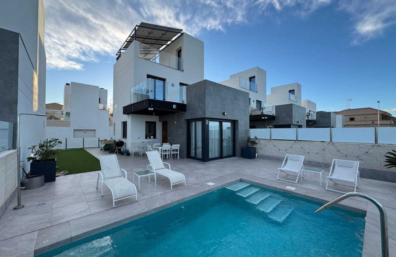 Revente - Villa -
Torrevieja - Los Balcones - Los Altos del Edén