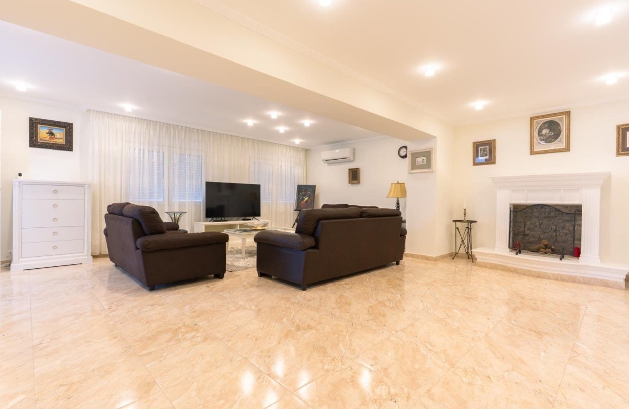 Revente - Villa -
Torrevieja - Los Balcones - Los Altos del Edén