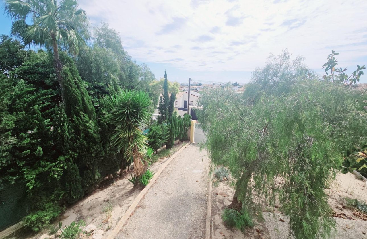 Revente - Villa -
Torrevieja - Los Balcones - Los Altos del Edén