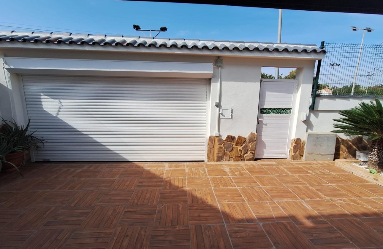 Revente - Villa -
Torrevieja - Los Balcones - Los Altos del Edén