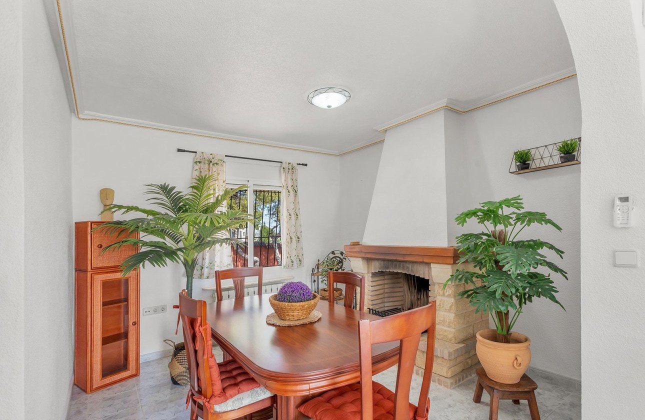 Revente - Villa -
Torrevieja - Los Balcones - Los Altos del Edén