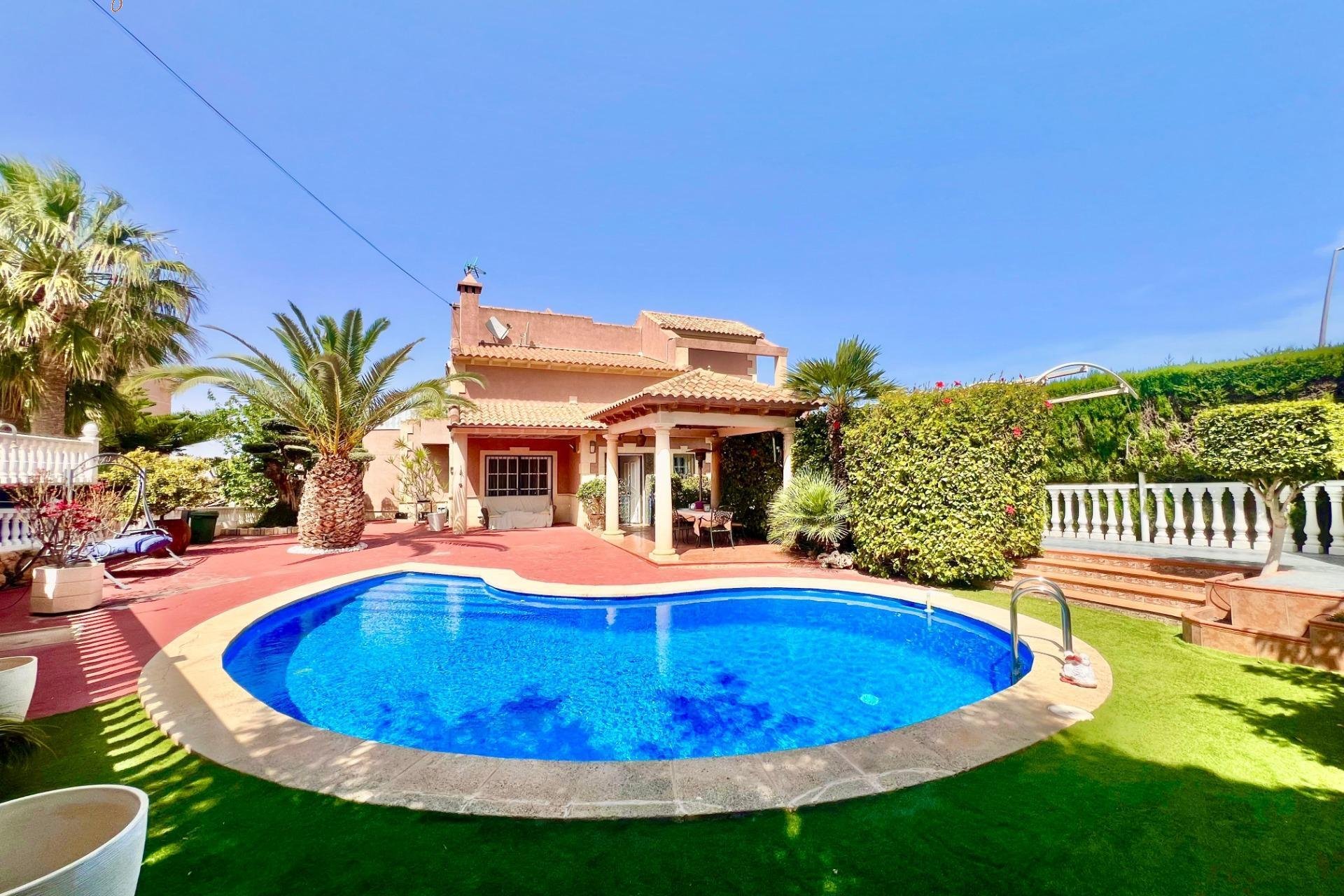Revente - Villa -
Torrevieja - Los Balcones - Los Altos del Edén