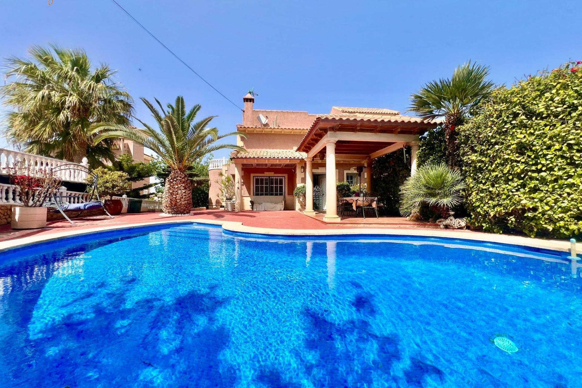 Revente - Villa -
Torrevieja - Los Balcones - Los Altos del Edén