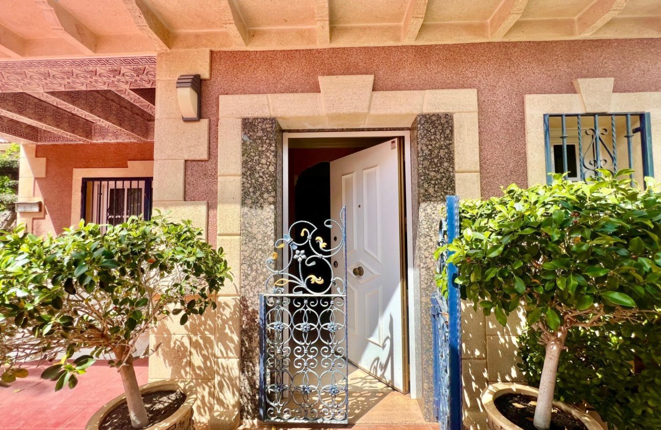 Revente - Villa -
Torrevieja - Los Balcones - Los Altos del Edén