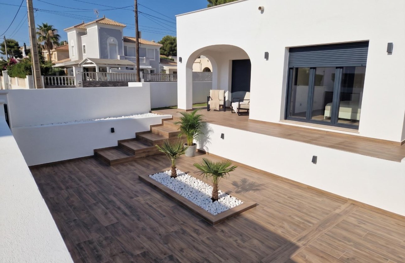 Revente - Villa -
Torrevieja - Los Balcones - Los Altos del Edén