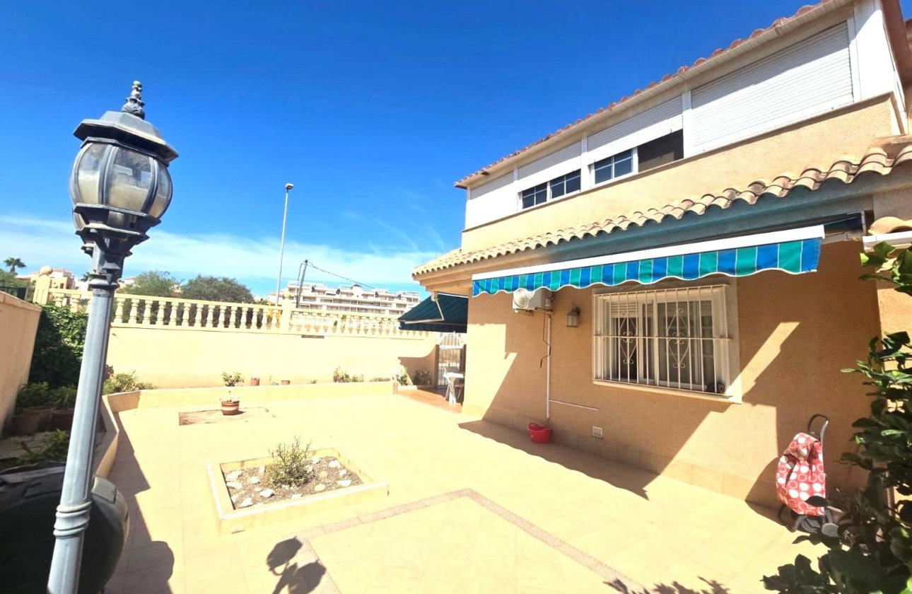 Revente - Villa -
Torrevieja - Los Balcones - Los Altos del Edén