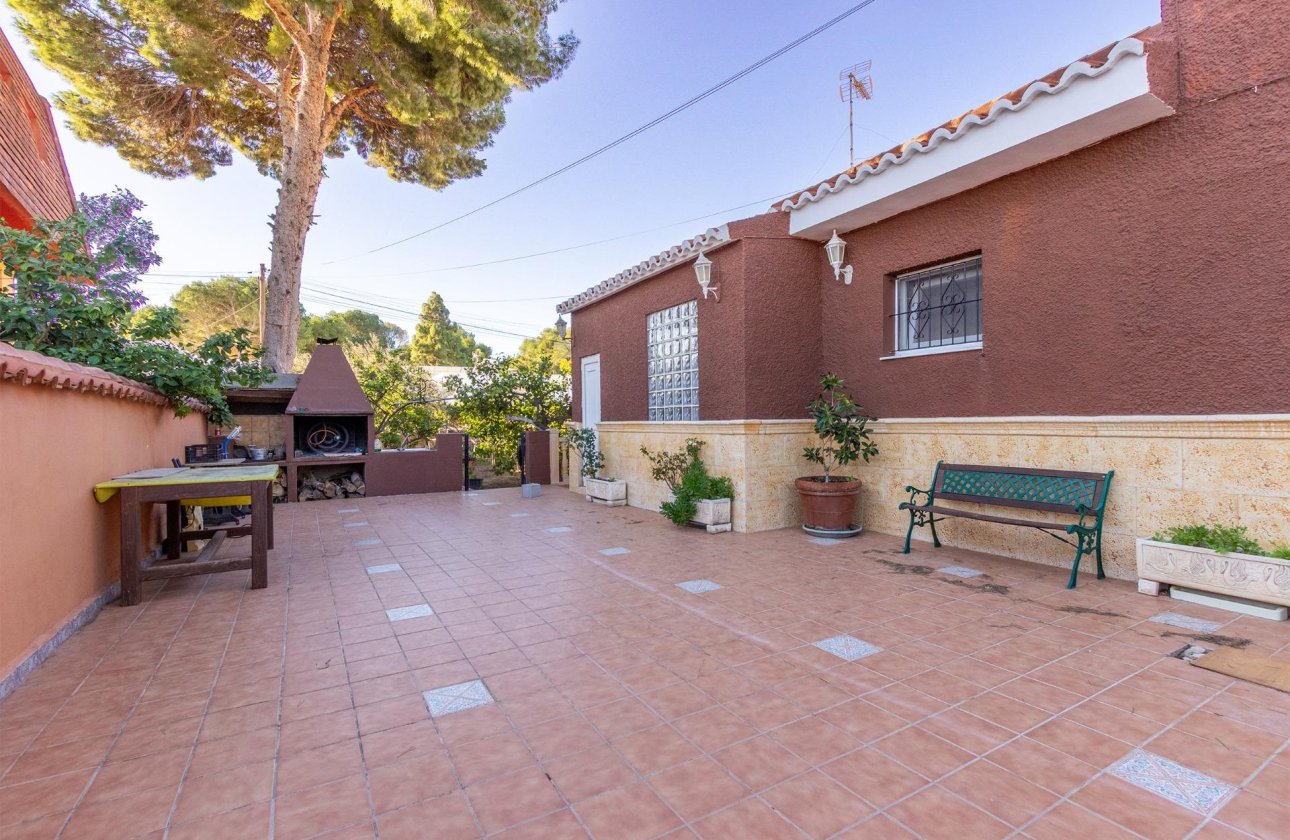 Revente - Villa -
Torrevieja - Los Balcones