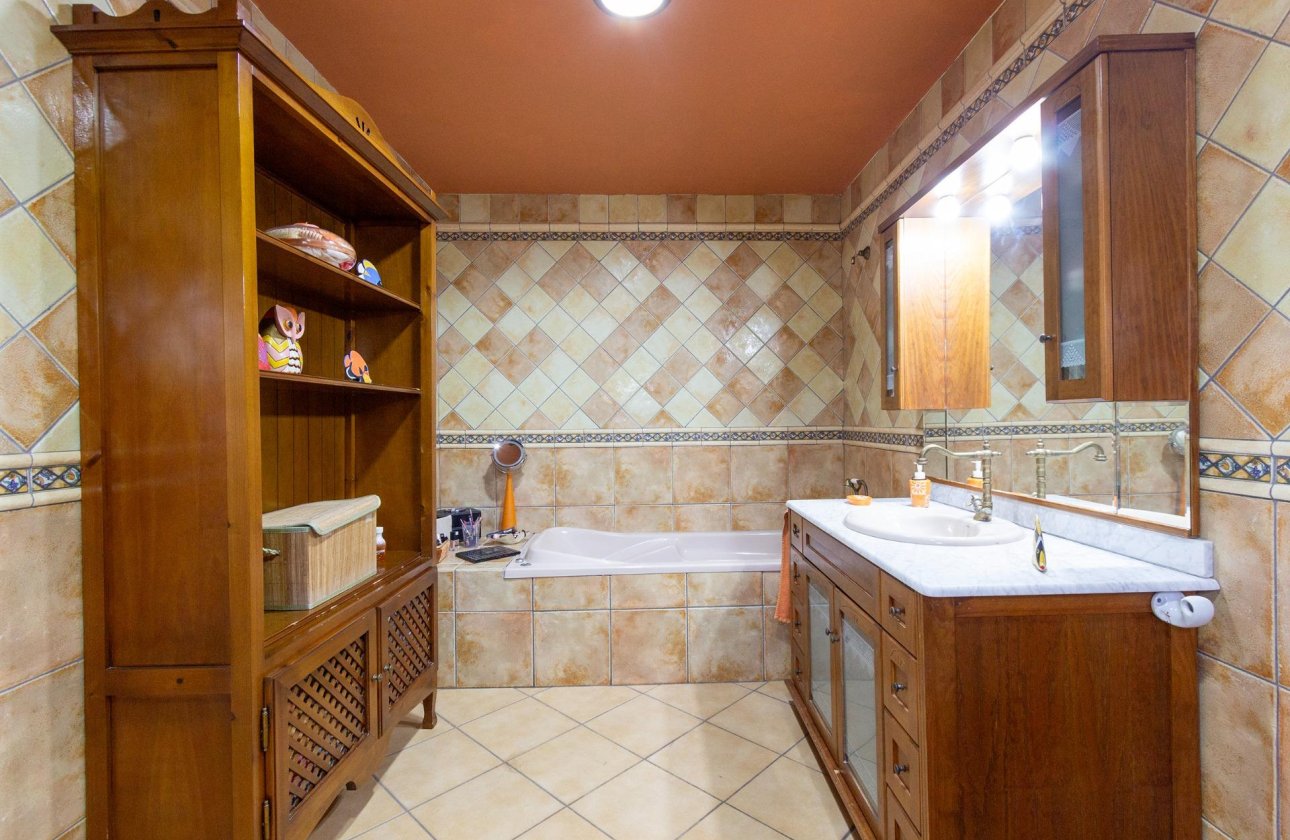 Revente - Villa -
Torrevieja - Los Balcones