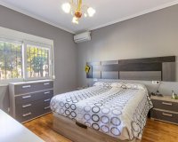 Revente - Villa -
Torrevieja - Los Balcones