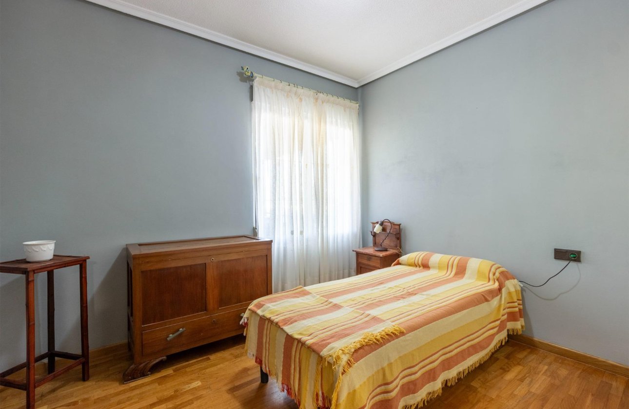 Revente - Villa -
Torrevieja - Los Balcones