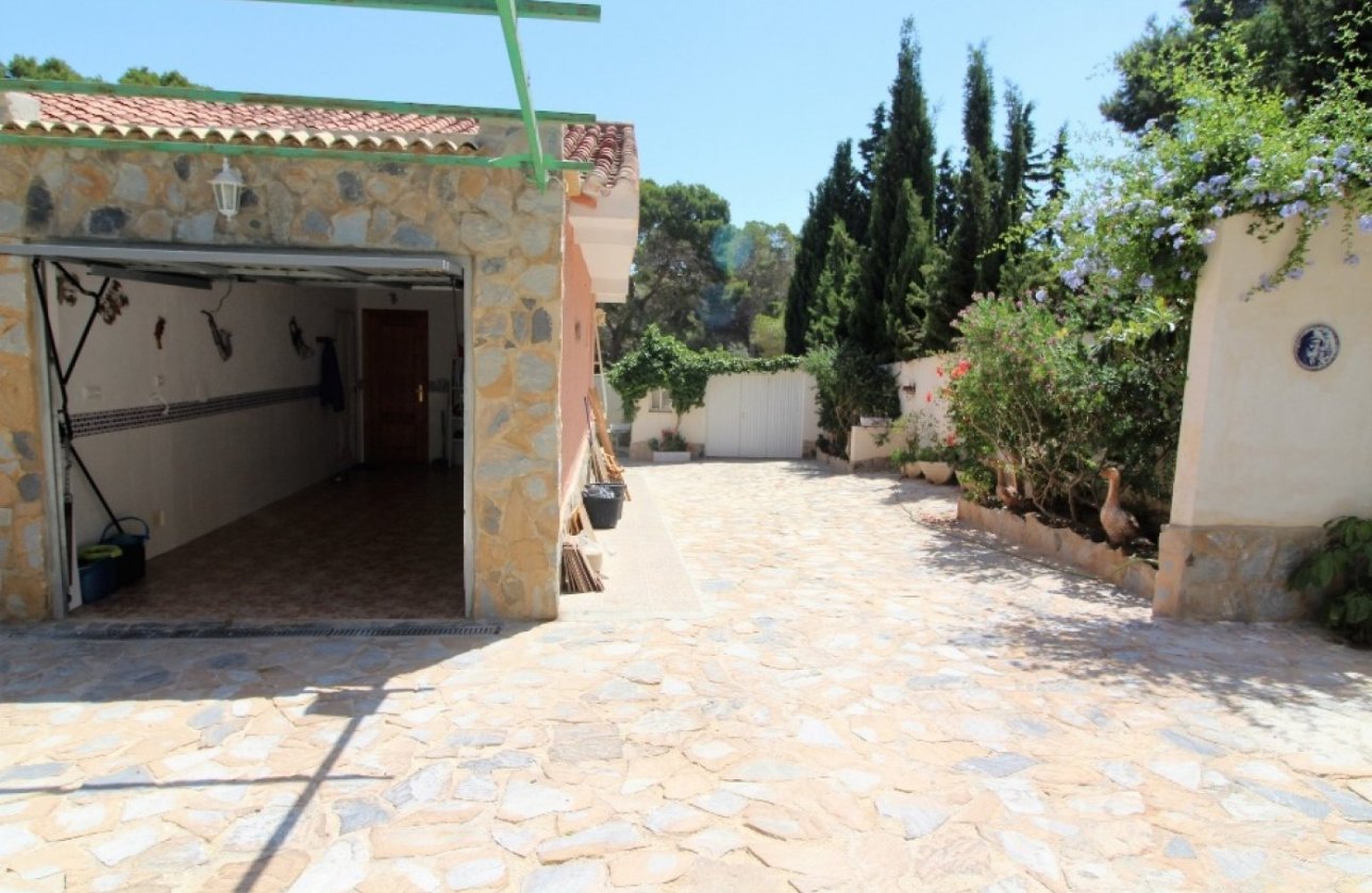 Revente - Villa -
Torrevieja - Los Balcones