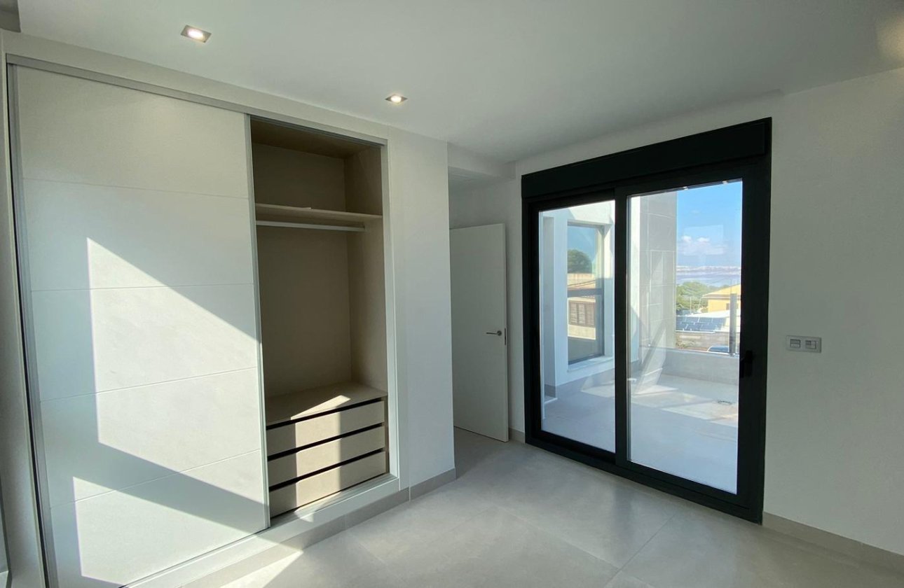 Revente - Villa -
Torrevieja - Los Balcones