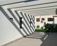 Revente - Villa -
Torrevieja - Los Balcones