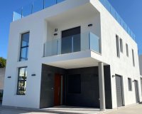 Revente - Villa -
Torrevieja - Los Balcones