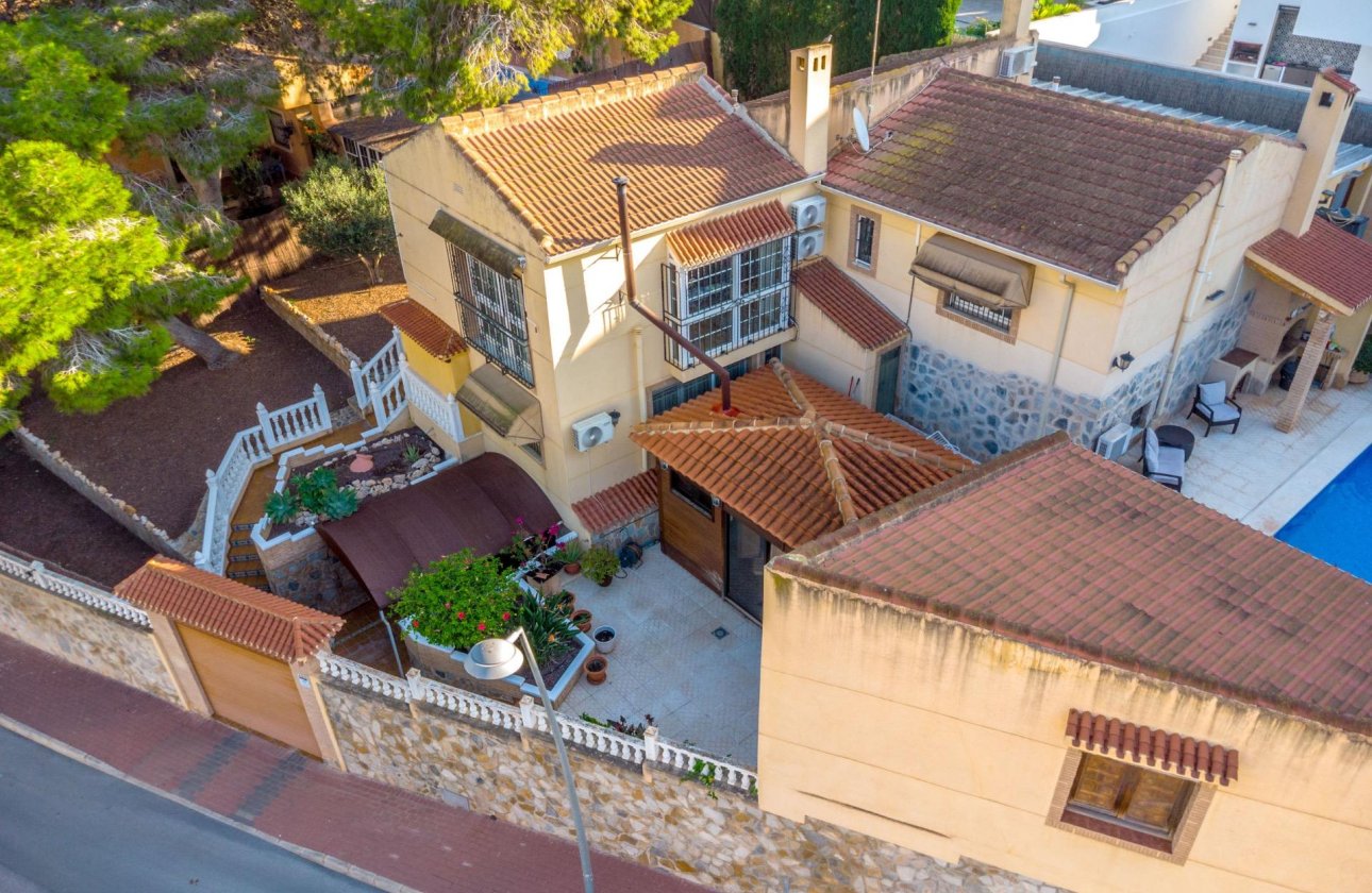 Revente - Villa -
Torrevieja - Los Balcones