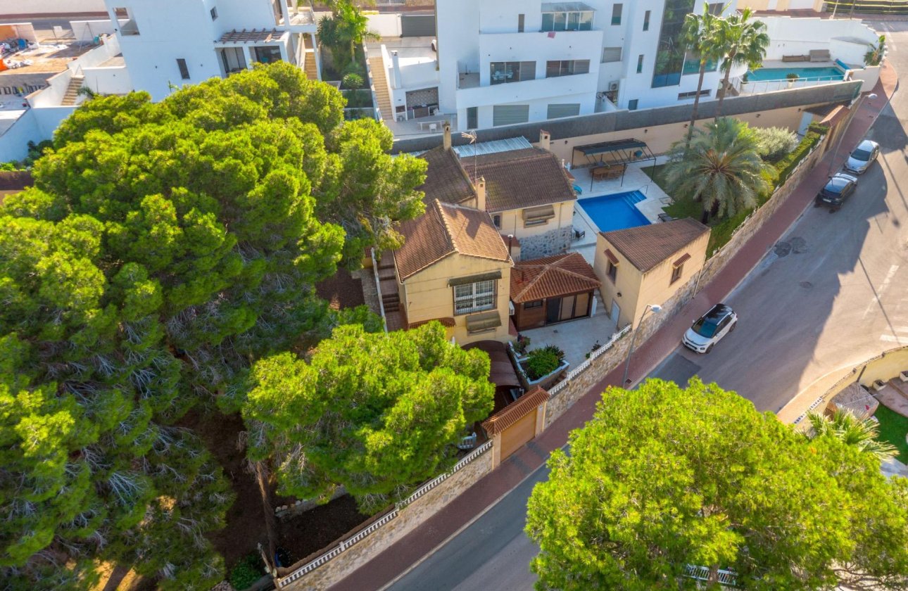 Revente - Villa -
Torrevieja - Los Balcones