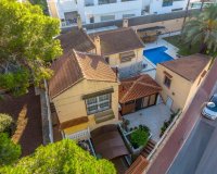 Revente - Villa -
Torrevieja - Los Balcones