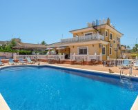 Revente - Villa -
Torrevieja - Los Balcones