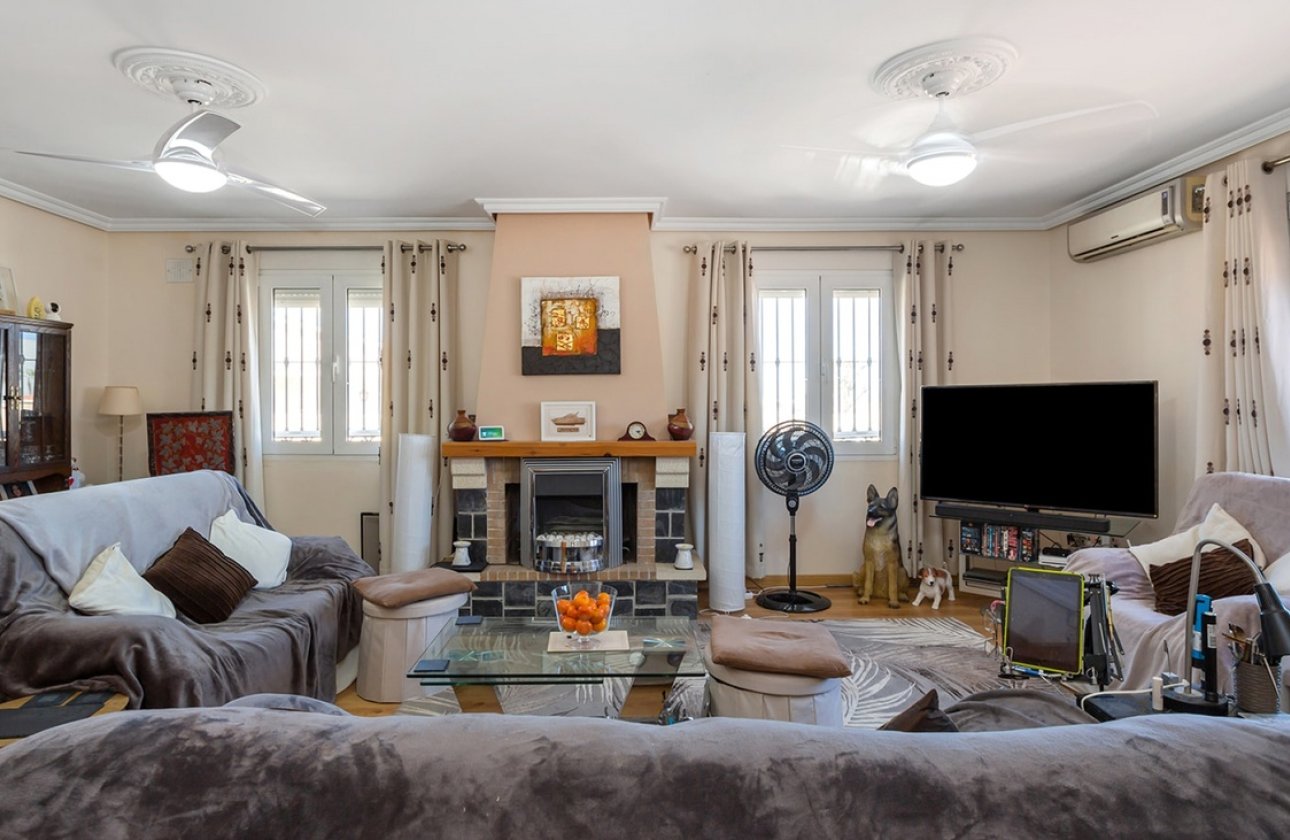 Revente - Villa -
Torrevieja - Los Balcones