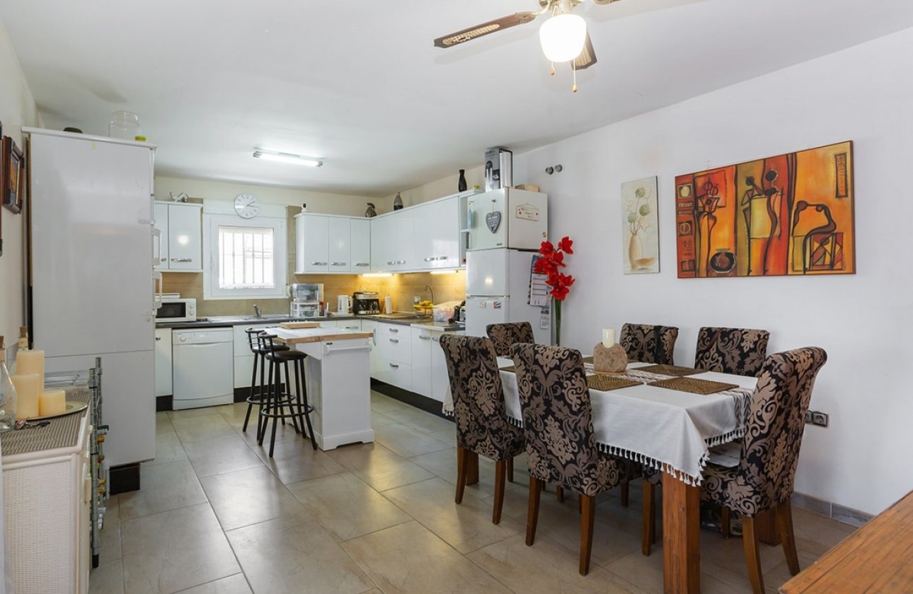 Revente - Villa -
Torrevieja - Los Balcones