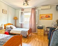 Revente - Villa -
Torrevieja - Los Balcones